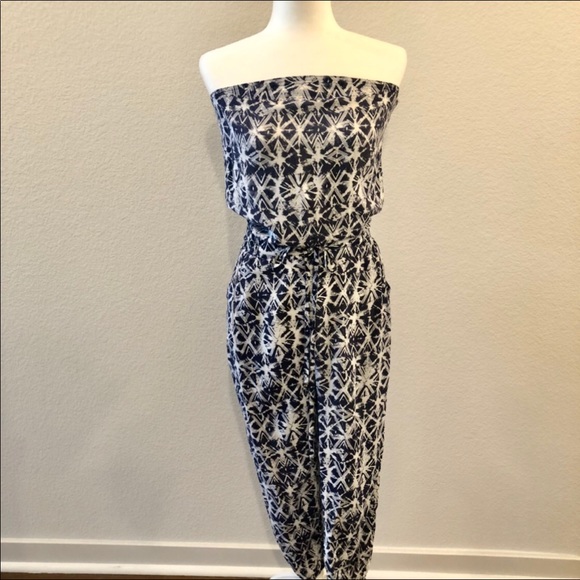 Mudd strapless printed blue and white casual jumpsuit small - Picture 13 of 13